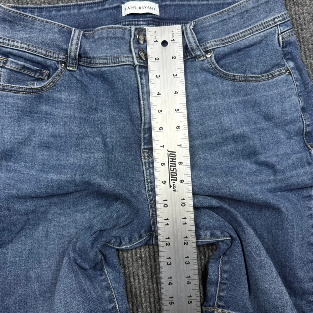 Lane Bryant Flex Magic Waistband High Rise Bermuda Shorts Blue Denim Women 16